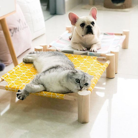 Cama Elevada para Mascotas Pequeñas